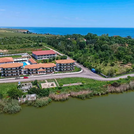 Popasul Pescarilor Fishing Village オリンプ