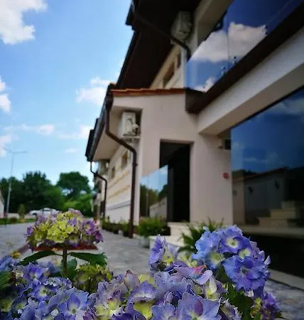 Hotel Popasul Pescarilor Fishing Village 4*