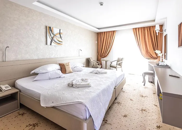 Popasul Pescarilor Fishing Village Hotel 4*