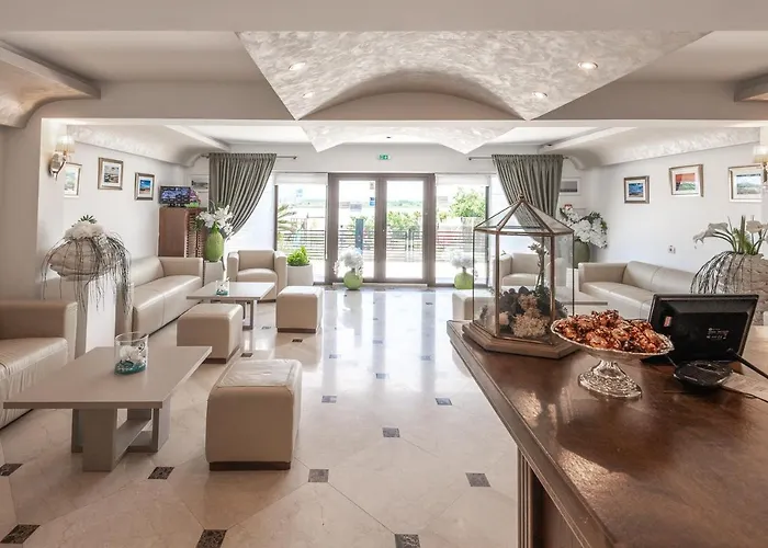 Popasul Pescarilor Fishing Village Hotel 4*